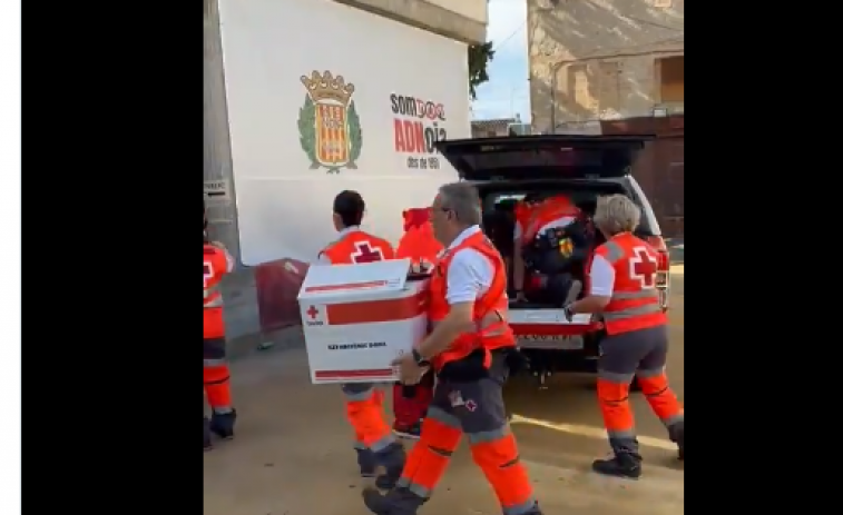 Creu Roja Catalunya està distribuint mantes a 200 persones refugiades a Sant Sadurní d'Anoia i 100 a Igualada