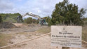 Els bombers busquen a dues persones arrossegades per la crescuda del Foix a Cubelles