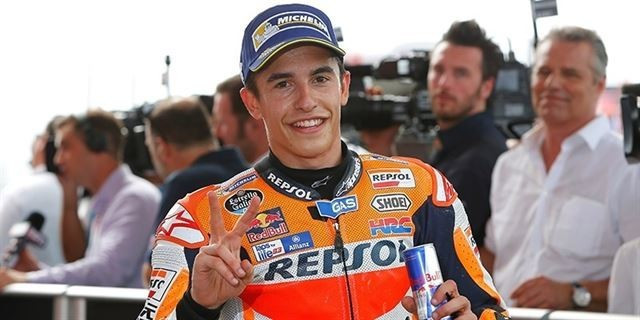 Marc Márquez arrasa en Brno
