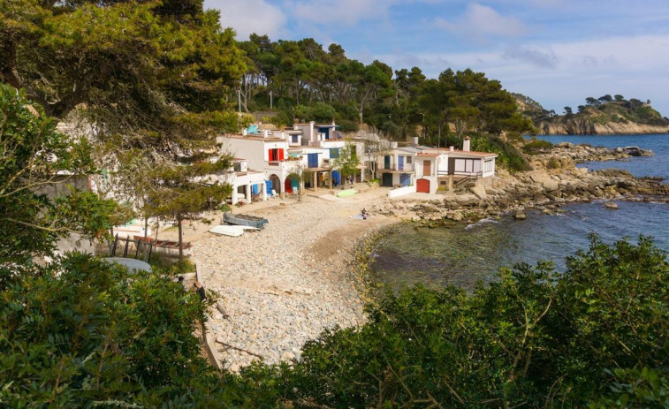 Un refugi de pescadors que amaga una cala misteriosa que t'enamorarà en la Costa Brava