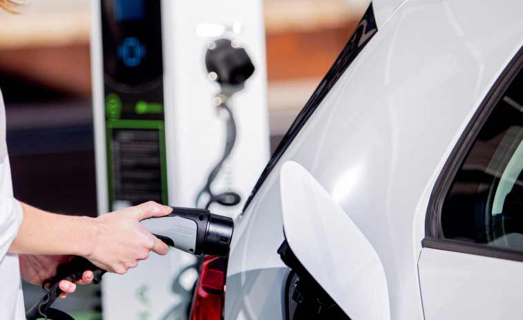 Indústria reparteix 90,2 milions per a impulsar el vehicle elèctric, amb Renault com a líder