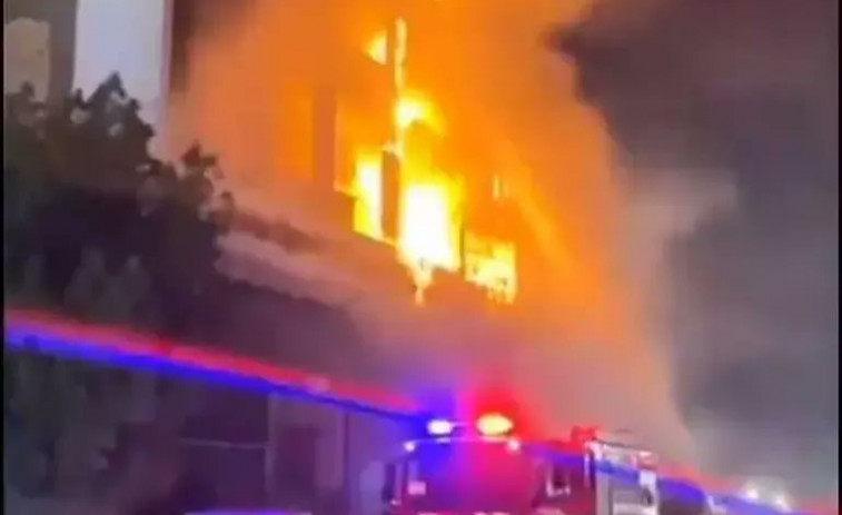 VÍDEO: desenes de morts per devastador incendi en centre comercial de l'Iraq