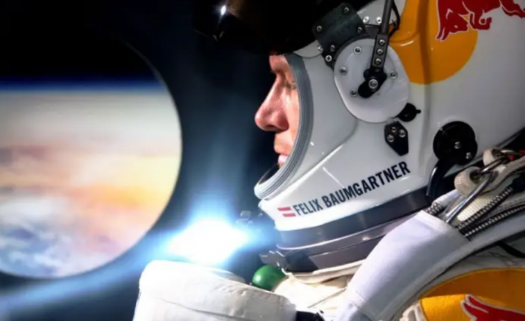 Mor Felix Baumgartner, l'home que va trencar la barrera del so, després d'un accident de parapent a Itàlia
