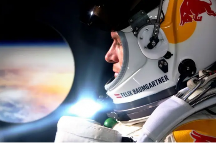 Mor Felix Baumgartner, l'home que va trencar la barrera del so, després d'un accident de parapent a Itàlia