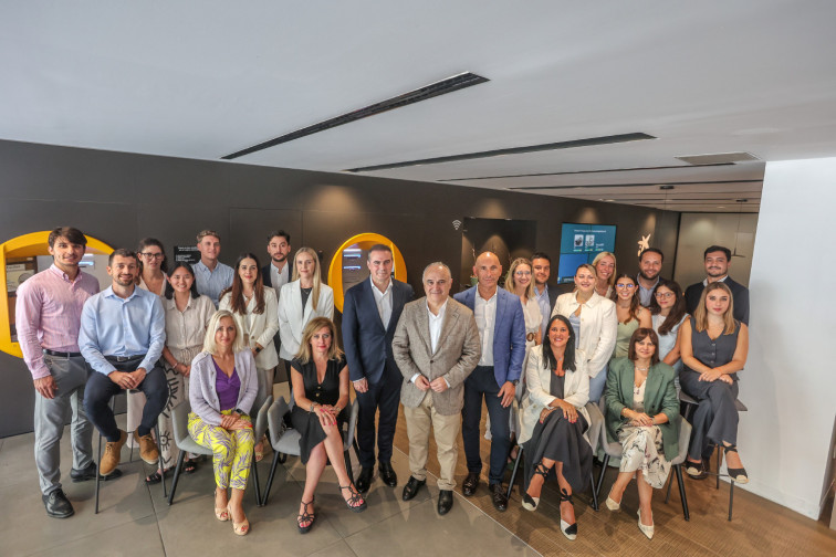 CaixaBank llança HolaBank Connecta, la seva aposta pel client internacional i nòmada digital a Espanya