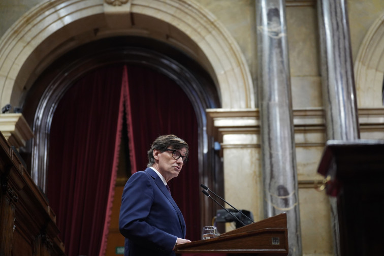 Illa i Niubó, protagonistes de l'últim ple: El 'cas Cerdán' i la crisi educativa marquen l'agenda del Parlament
