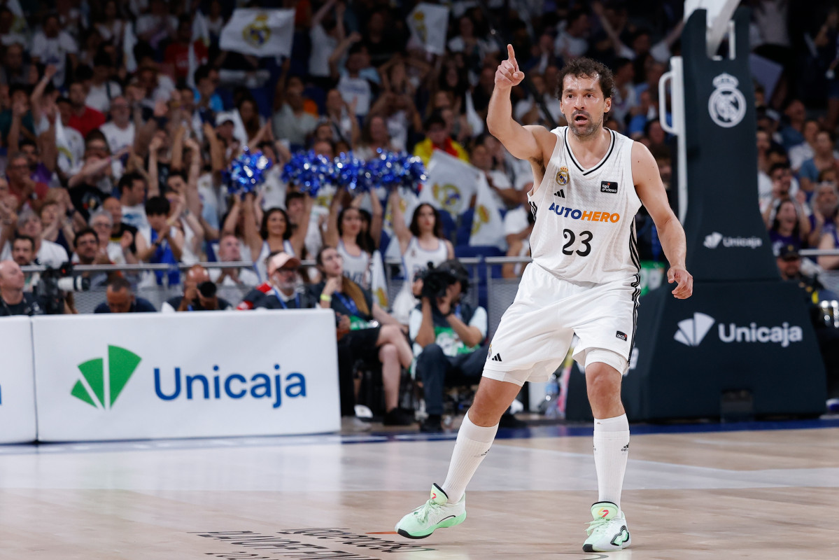 EuropaPress 6813979 sergio llull melia of real madrid celebrates the point during the spanish