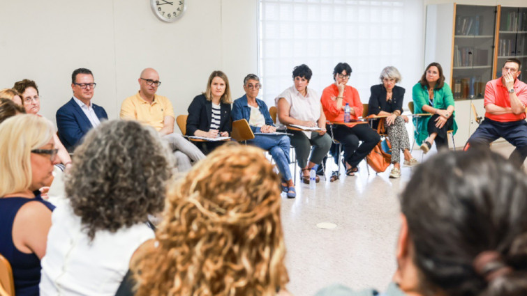 Catalunya impulsa l'atenció integrada a domicili: 14 proves pilot per a transformar la cura social i sanitària