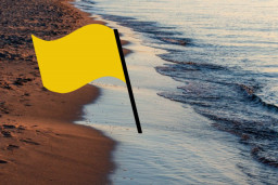 Hombres mayores de 60 Años, el colectivo con mayor riesgo de ahogamiento en playas y piscinas catalanas