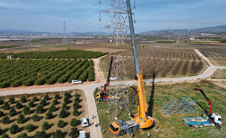 Iberdrola rep 50 milions del BEI per a reconstruir i reforçar la xarxa elèctrica de València després de la DANA