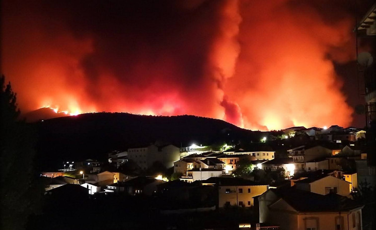 Espanya lluita contra devastadors incendis forestals: Àvila i Las Hurdes, focus de preocupació extrema