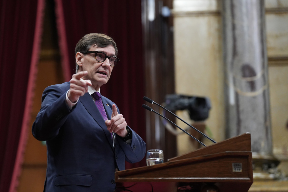El president de la Generalitat durante una sesión plenaria del Parlament en julio