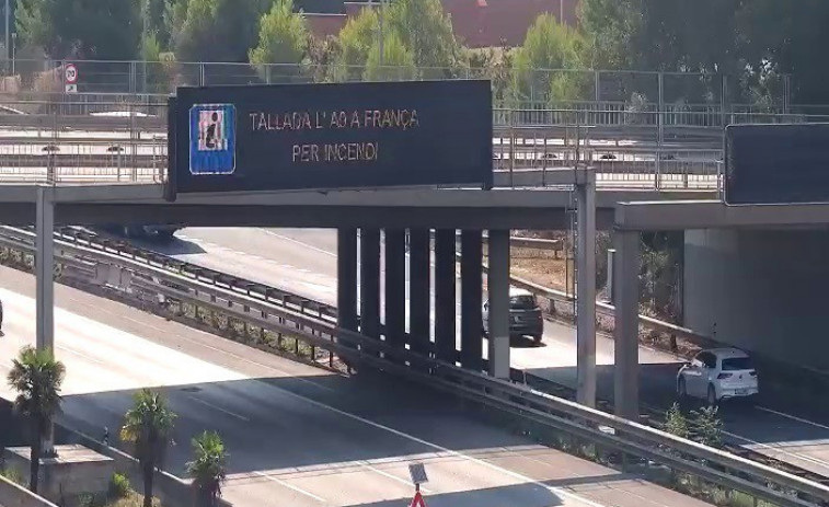 Tallat l'enllaç entre la AP-7 i l'A-9 francesa per l'incendi d'Aude