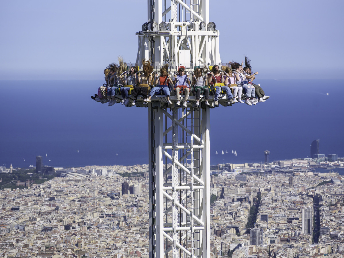 La atracción Merlí, la caída libre del parque de atracciones Tibidabo de Barcelona