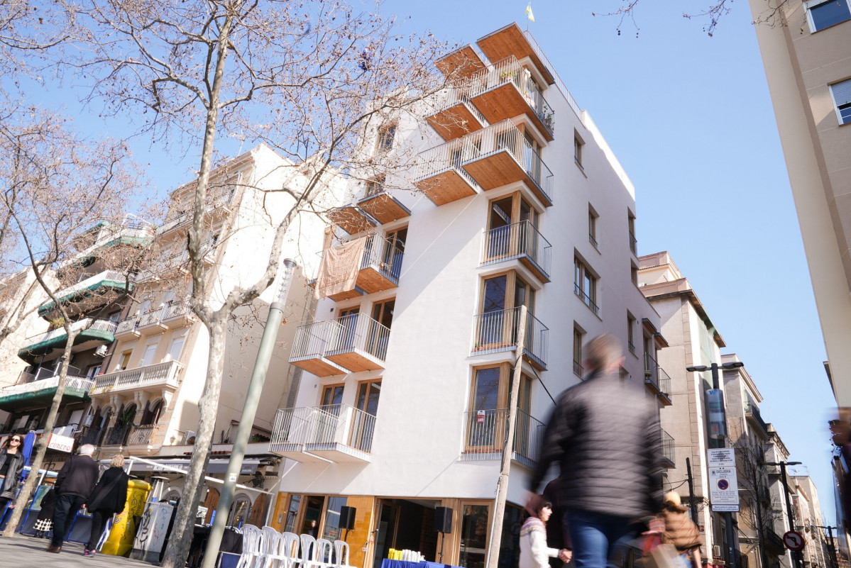 EuropaPress 5029073 edificio covivienda paseo joan borbo barceloneta barcelona