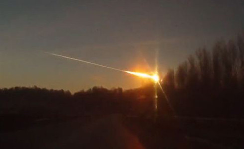 VÍDEO: un meteorit més antic que la Terra cau en una casa