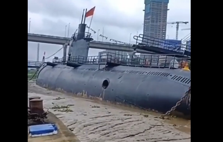 Catalunya press   submarino