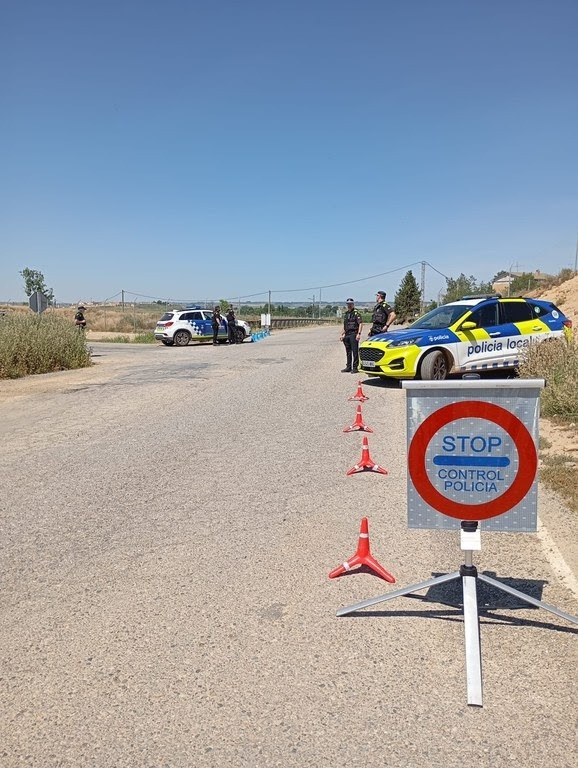 EuropaPress 6816115 policias locales lleida alcarras lleida inician patrullajes conjuntos