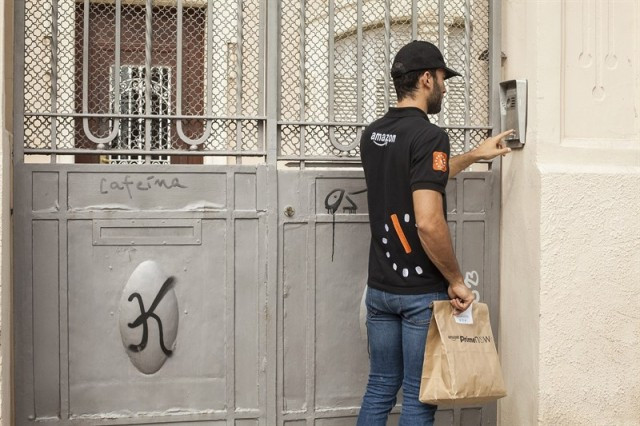 Amazon estrena a Barcelona el centre de repartiment i els lliuraments en una hora