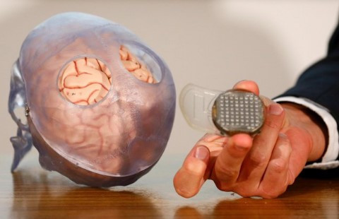 Una fita de Stanford amb dues cares: l'implant cerebral que ens acosta a la telepatia