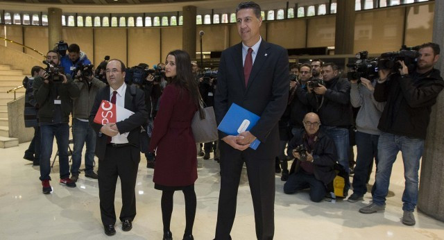 C's, PSC i PP exigeixen al Parlament que no es voti la resolució del referèndum