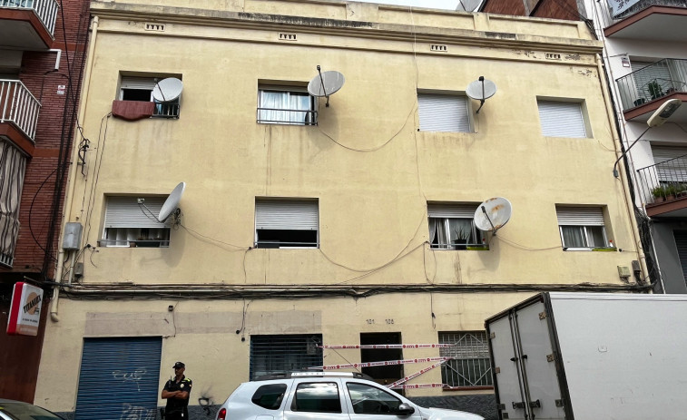 Esfondrament parcial d'un edifici a Badalona: 15 persones desallotjades