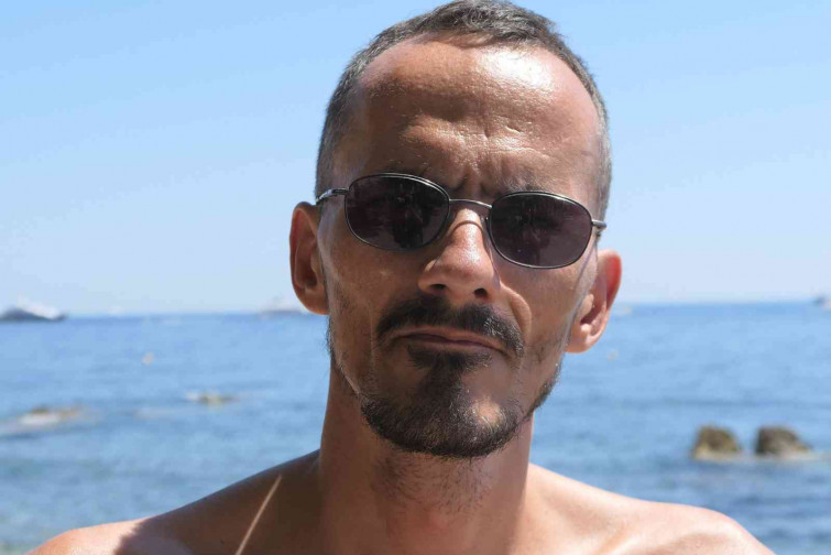 Polèmica a França: un streamer mor en directe després de mesos de violència i humiliacions