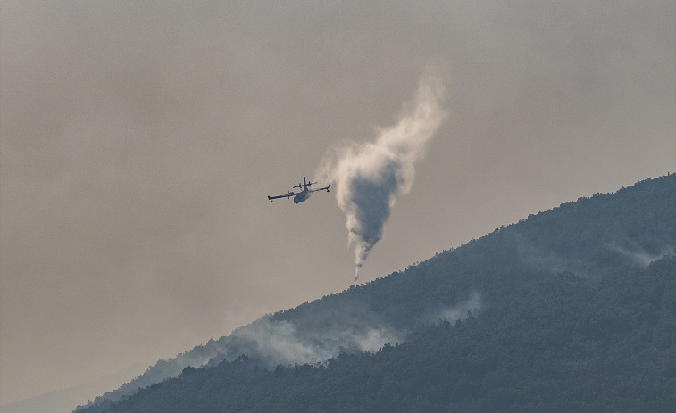 Ajuda internacional: Grècia i Romania envien equips terrestres a Espanya per frenar els incendis