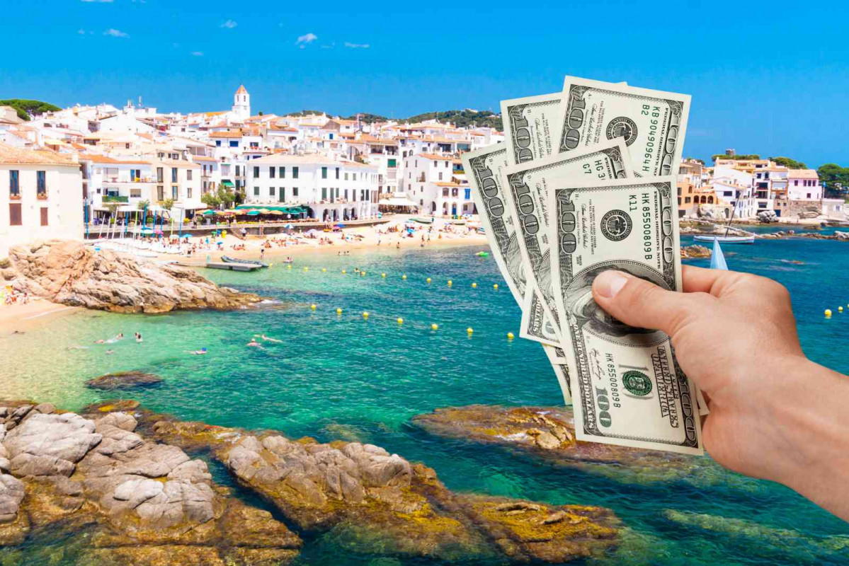 Costa Brava, dinero   CANVA