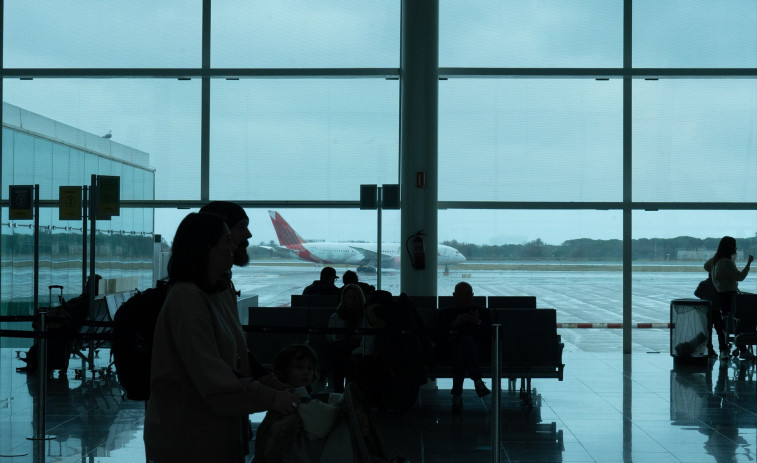 Una tempesta sobre la mar provoca ajornaments i cancel·lacions en l'Aeroport de Barcelona