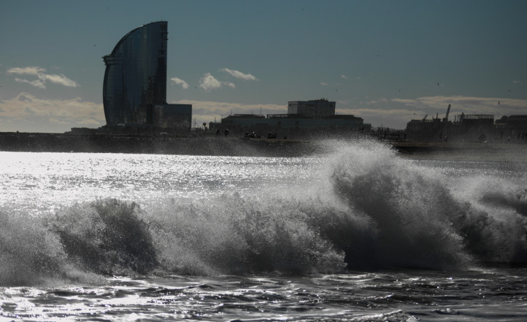 Un dissabte de platja, un diumenge de paraigua: així serà l'últim cap de setmana d'agost a Catalunya