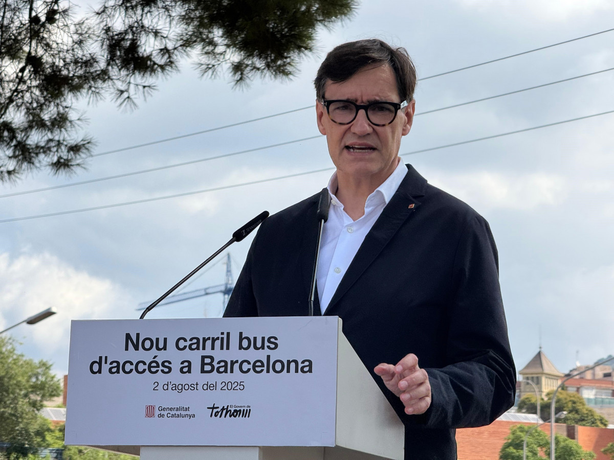 EuropaPress 6887110 presidente generalitat salvador illa inauguracion nuevo carril bus b 23