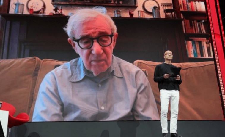 Woody Allen, criticat per aparèixer en un festival rus en plena guerra