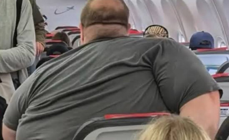 Adéu al seient gratuït: aerolínia cobrarà a viatgers de talla gran per un extra