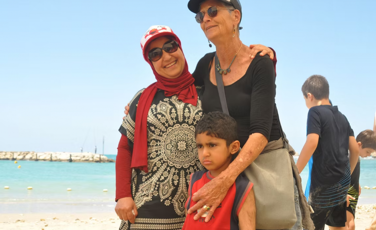Voluntaris israelians arrisquen les seves vides perquè pacients palestins accedeixin a atenció mèdica