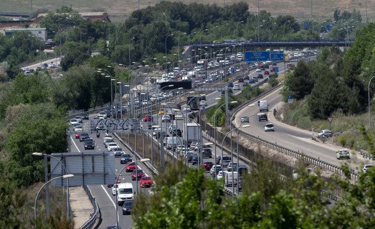 Tornada de vacances a Catalunya: retencions, carreteres afectades i preus de la gasolina