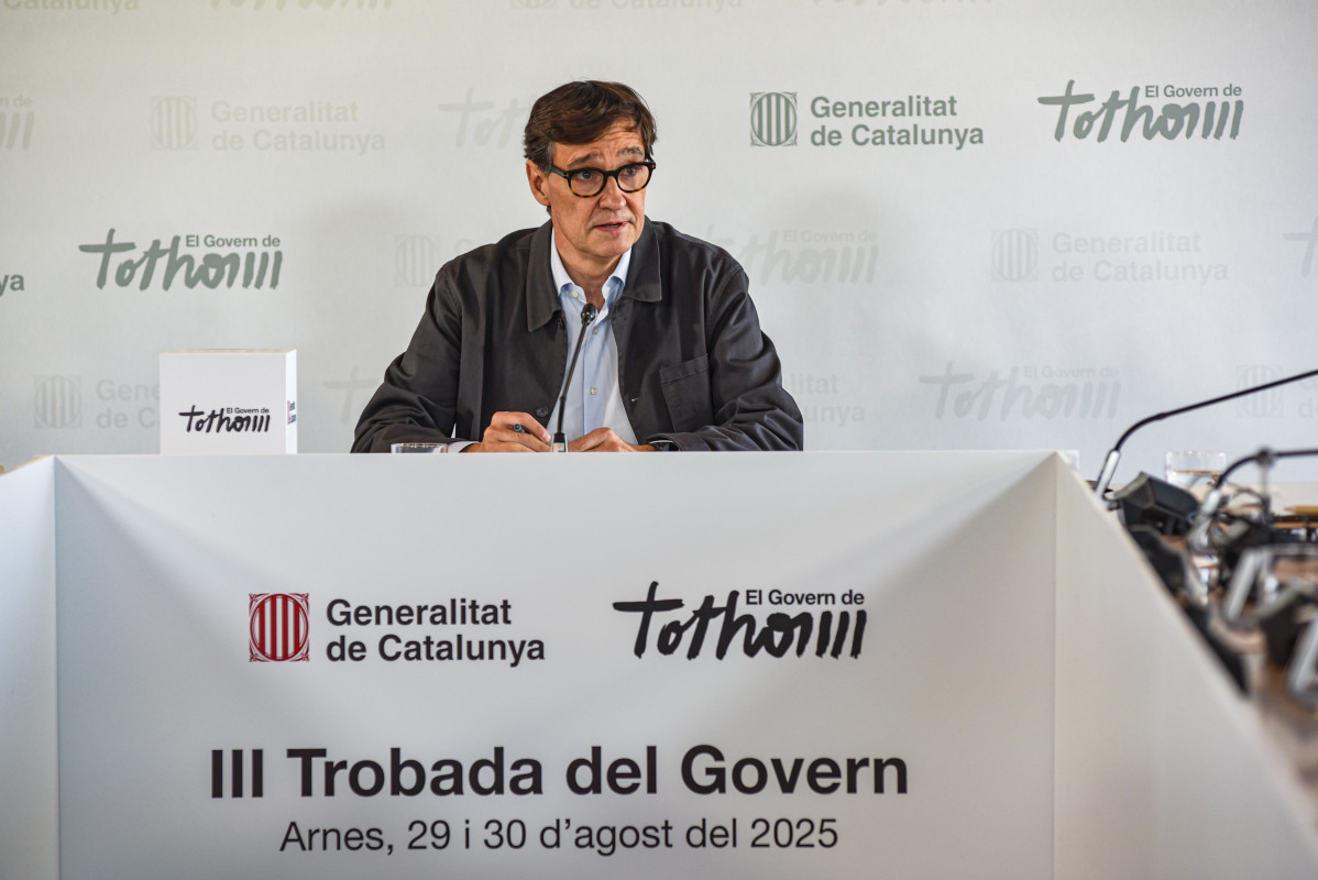EuropaPress 6920890 presidente generalitat cataluna salvador illa encabeza iii trobada govern