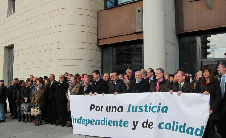 Jutges i fiscals es rebel·len: demanen al fiscal general que 'planti' al Rei per un cas de 