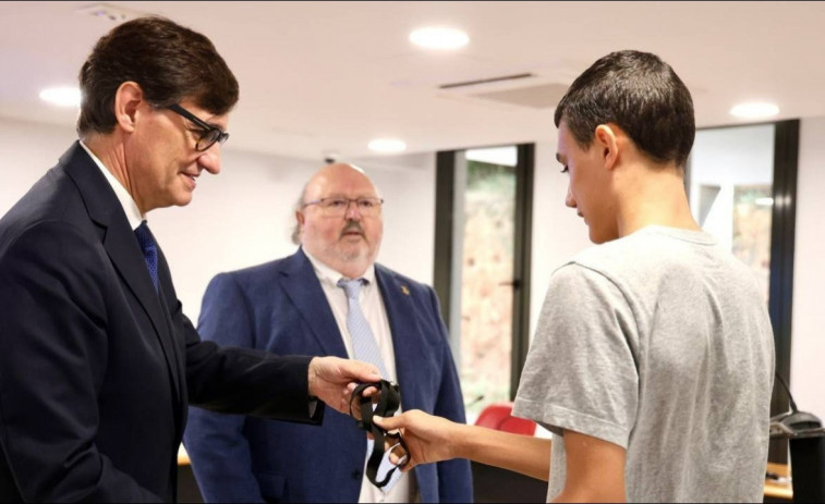 La recepta d'Illa per solucionar la crisi d'habitatge: convertir pisos ocupats en protecció oficial