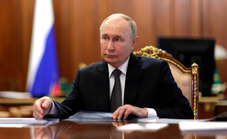 Putin amenaça amb atacar a les tropes de l'OTAN si es despleguen a Ucraïna
