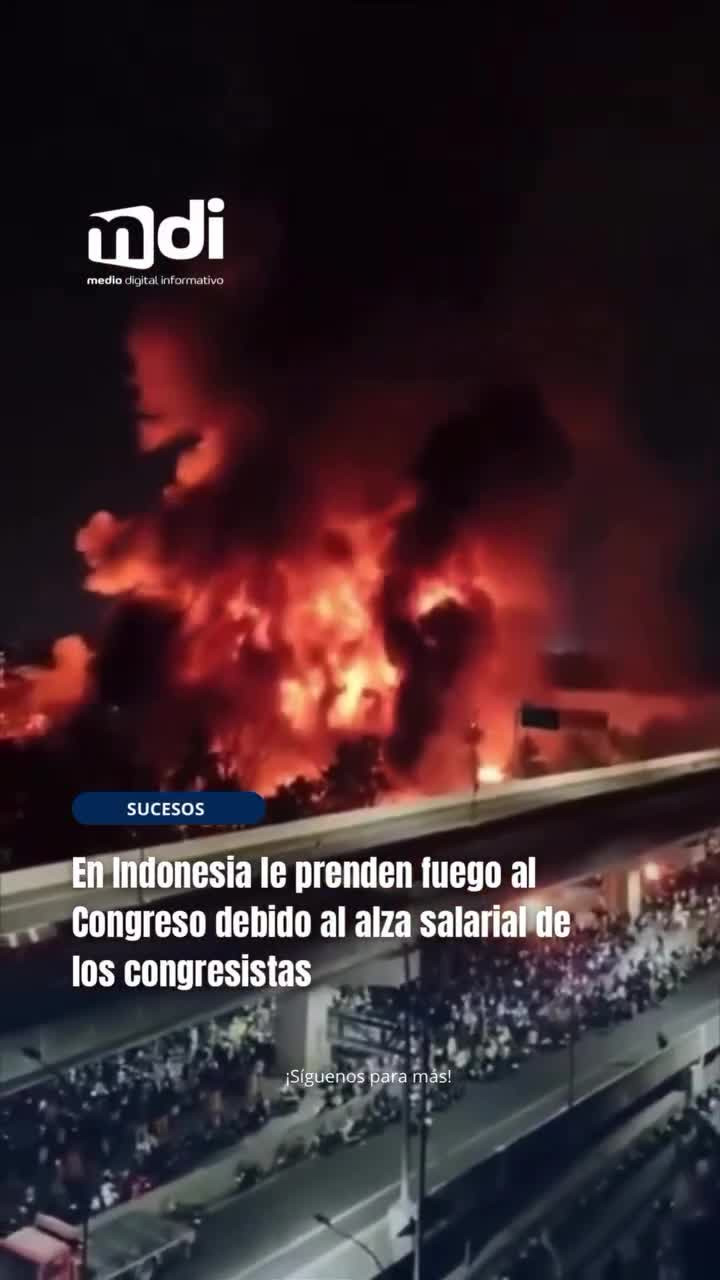 Vídeo - Indonèsia en flames: les protestes pels sous dels diputats acaben en violència i morts