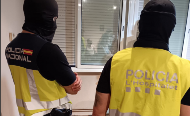 Cau una xarxa de narcotràfic en L'Hospitalet: més de mig quilo de cocaïna i milers d'euros en efectiu