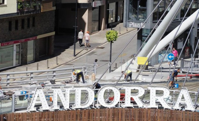 Andorra frena l'expansió de quotes d'immigració davant la pressió sobre els seus serveis