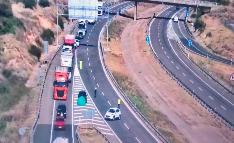 Tallada l'AP-2 a Soses (Lleida) per un accident en Candasnos (Osca)