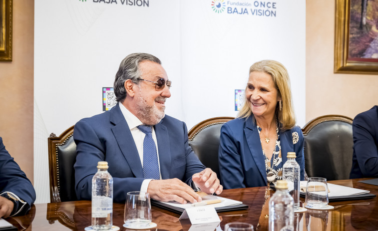 La Infanta Elena, nomenada presidenta d'honor de la Fundació ONCE Baixa Visió