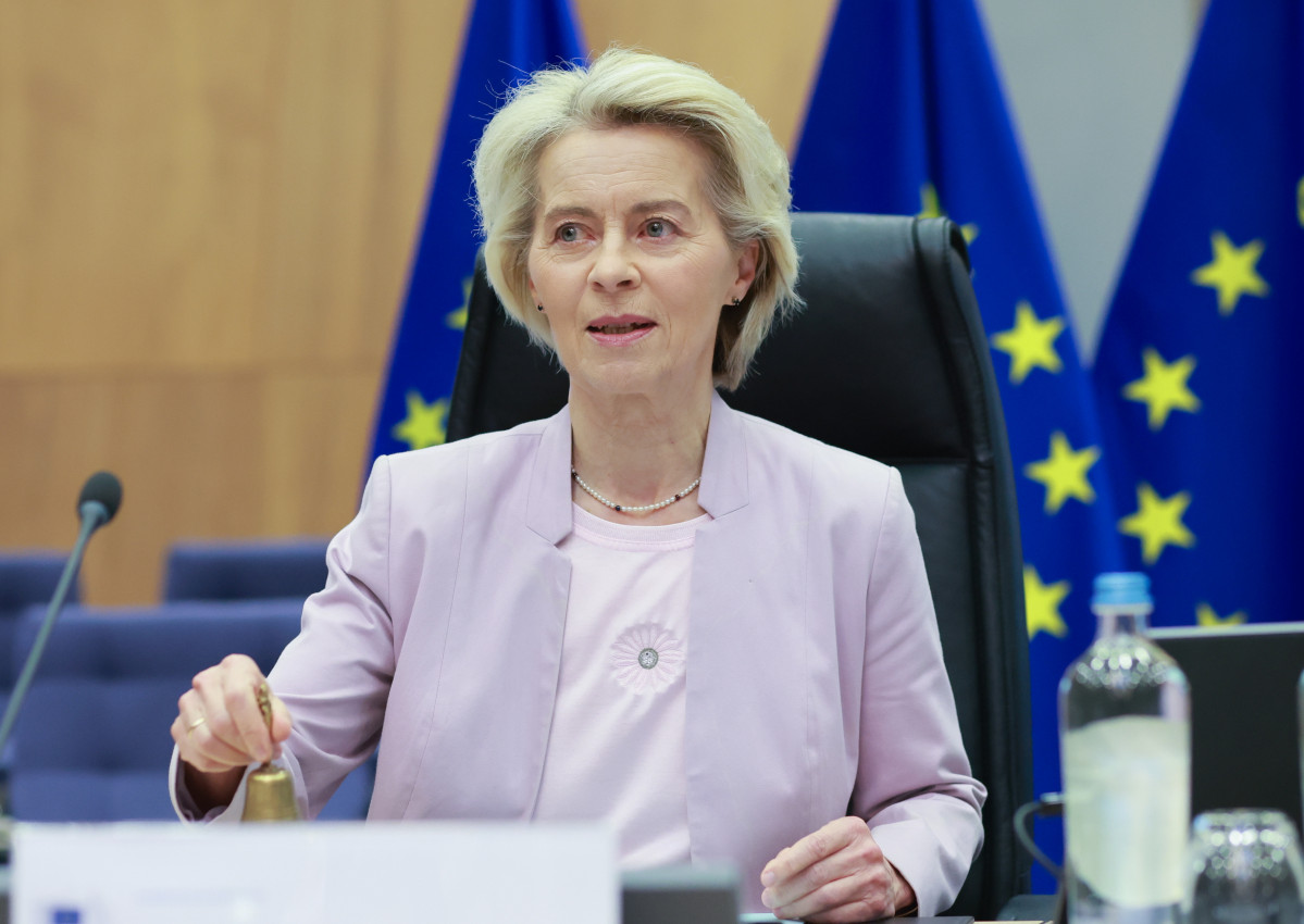 BELGIUM (Brussels), 17/09/2025.- European Commission President Ursula von der Leyen at the start of the weekly college meeting of the European Commission in Brussels, Belgium, 17 September 2025. The E