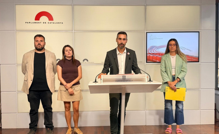 PSC, ERC, Comuns i CUP impulsen una declaració al Parlament contra el 