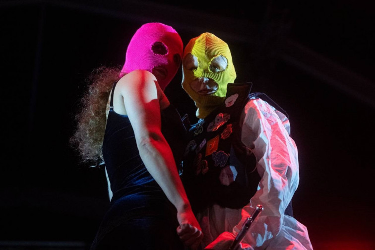 Pussy Riot electritza Barcelona amb un espectacle reivindicatiu en La Mercè
