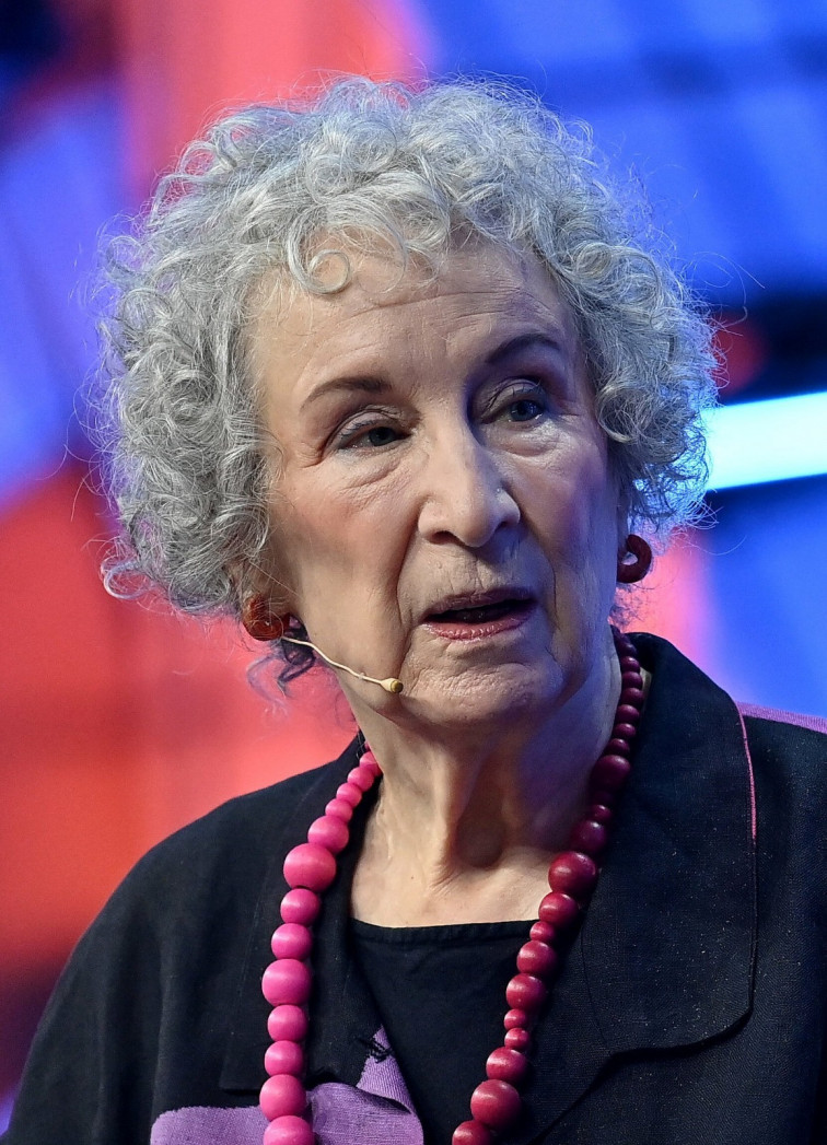 Margaret Atwood guanya el III Premi Internacional Joan Margarit de Poesia