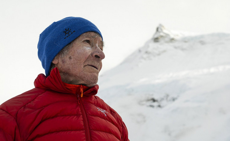 HISTÒRIA A l'HIMÀLAIA: Carlos Soria, als seus 86 anys, conquesta  el Manaslu de 8.163 metres